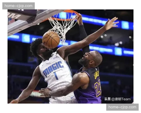 肯纳德压哨三分绝杀魔术 湖人九连胜稳固西部第三席位